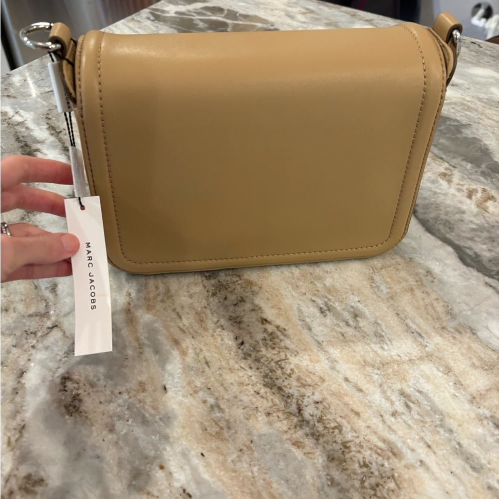NWT cafe colored Marc Jacob’s crossbody - Picture 5 of 10